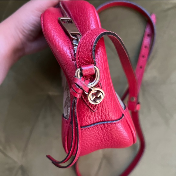 Gucci GG Canvas Red Leather Crossbody Purse with Wallet pockets - Picture 2 of 10